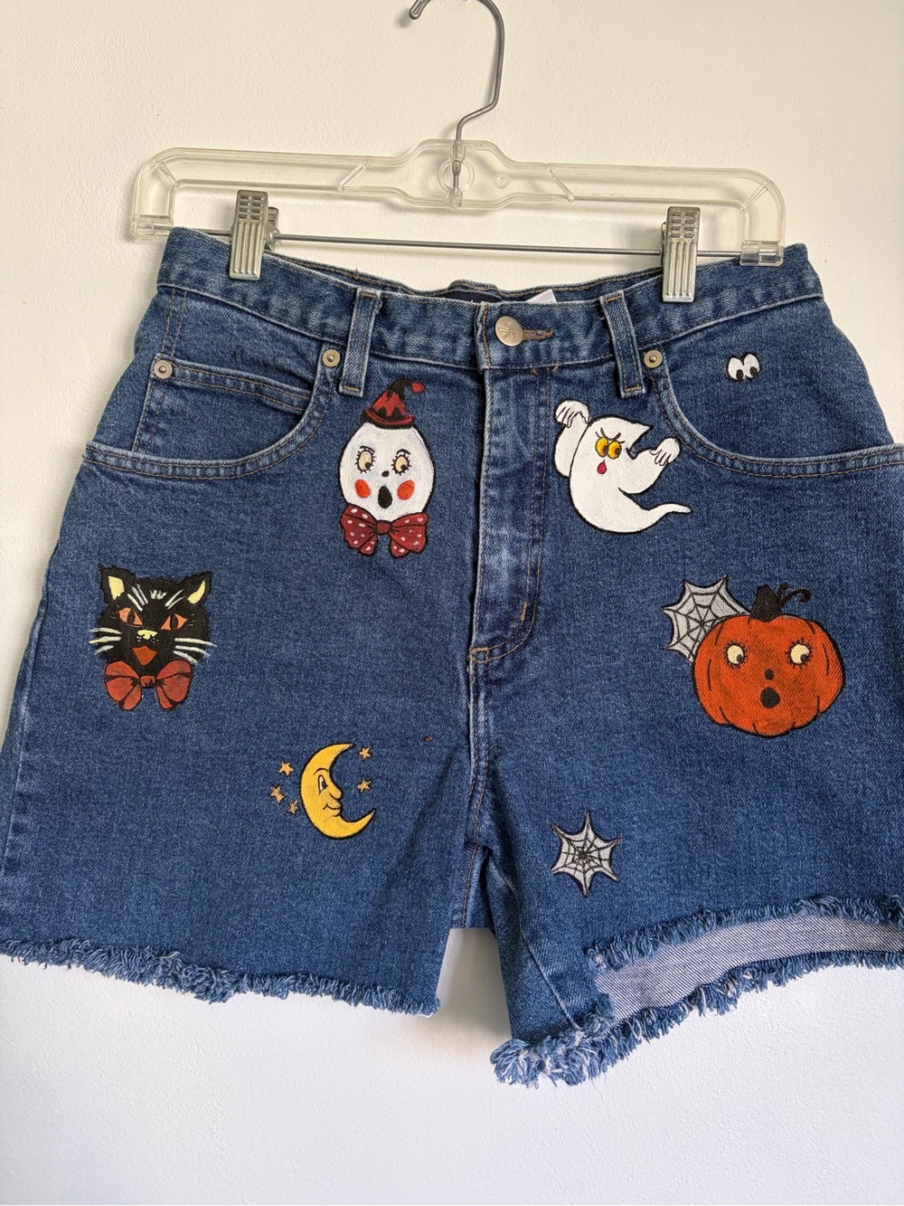 Hand-painted vintage Halloween jean shorts size 10 summer spooky season